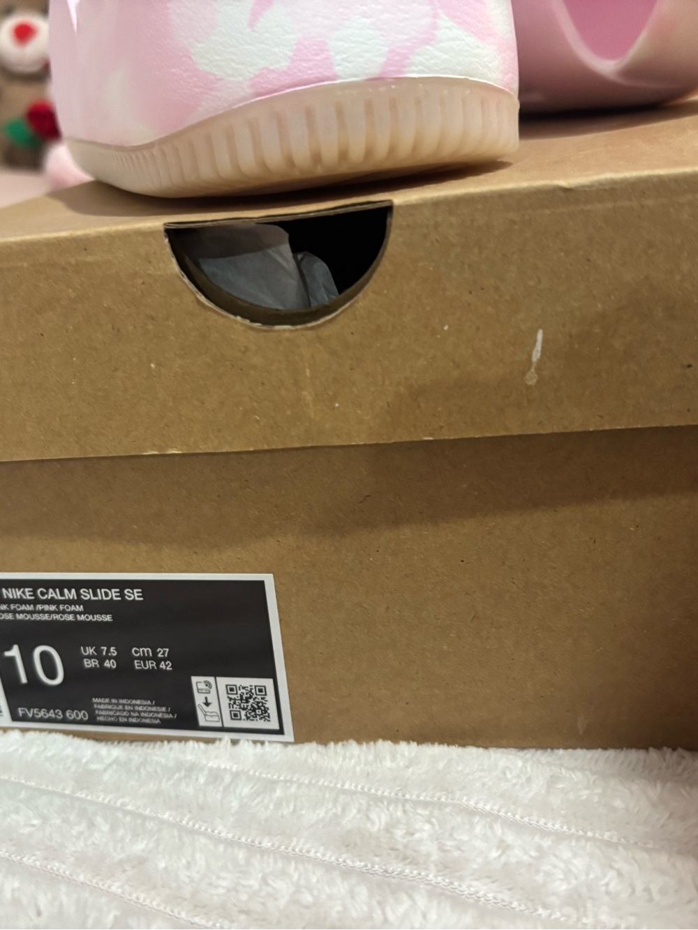 Nike Light Pink Marble Slide Sandals - Picture 5 of 6